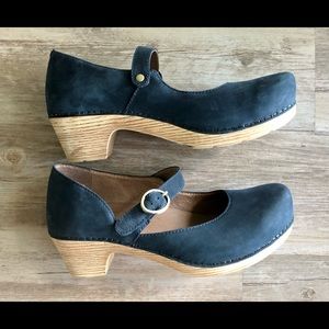 Dansko Mary Jane Shoes 39 US 8.5 New
